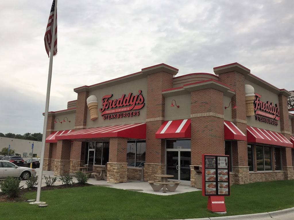 Freddys Frozen Custard & Steakburgers | restaurant | 5210 S 136th St, Omaha, NE 68137, USA | 4029052821 OR +1 402-905-2821