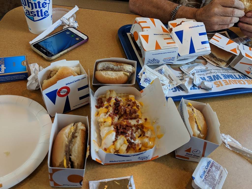 White Castle | restaurant | 4780 Roosevelt Blvd, Middletown, OH 45044, USA | 5134238870 OR +1 513-423-8870