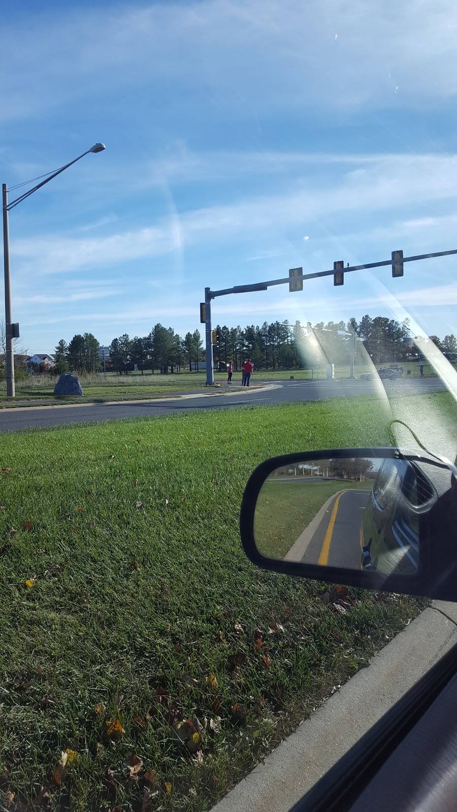 Braemar Village Center | shopping mall | 12713-12891 Braemar Village Pz, Bristow, VA 20136, USA | 7034424300 OR +1 703-442-4300