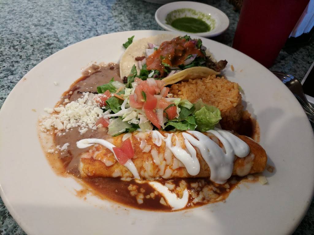 La Cueva | restaurant | 18486 Prospect Rd, Saratoga, CA 95070, USA | 4085178603 OR +1 408-517-8603