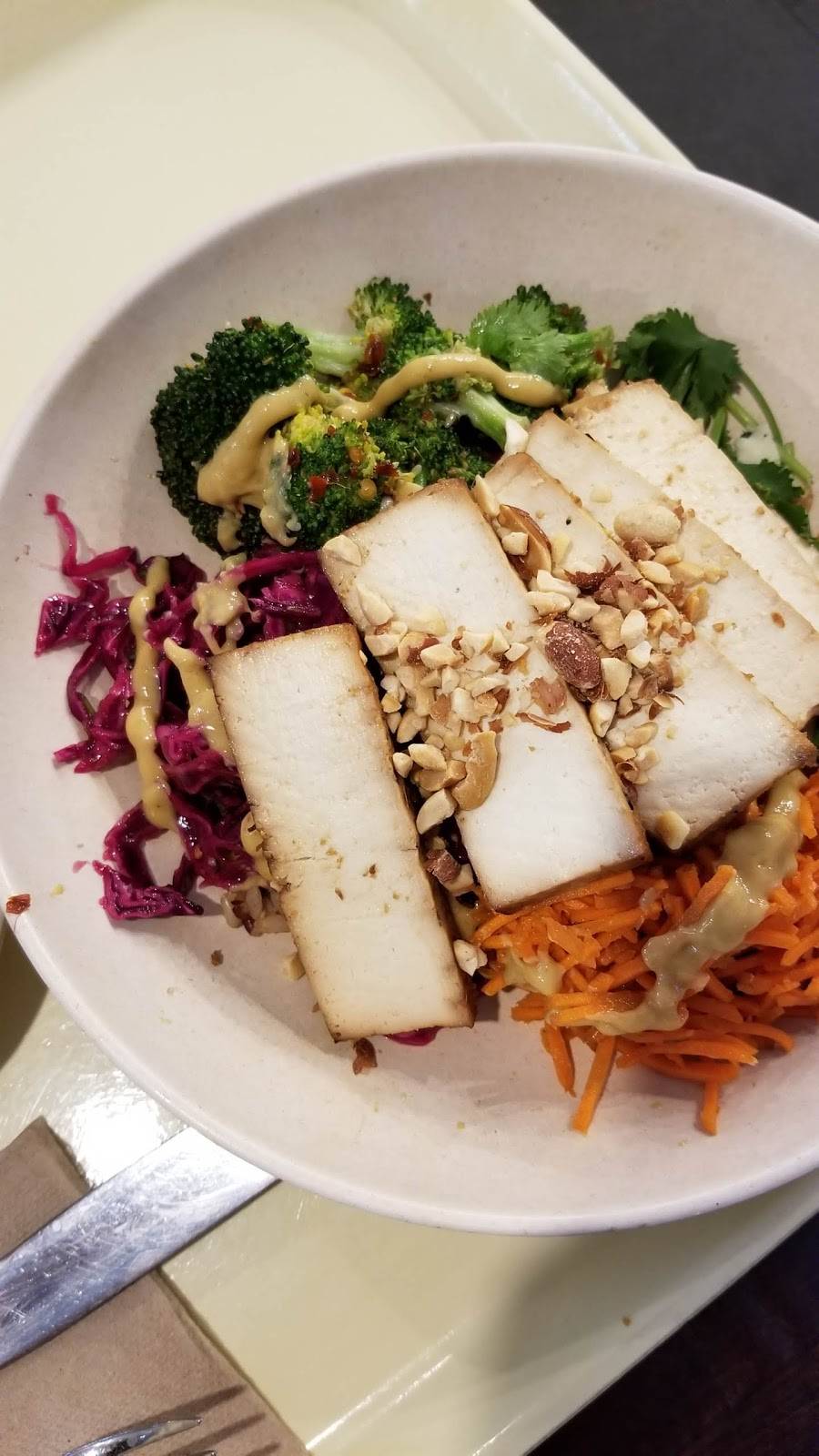 Modern Market Eatery | restaurant | 4930 Elm Street #90, Bethesda, MD 20814, USA | 2408004733 OR +1 240-800-4733