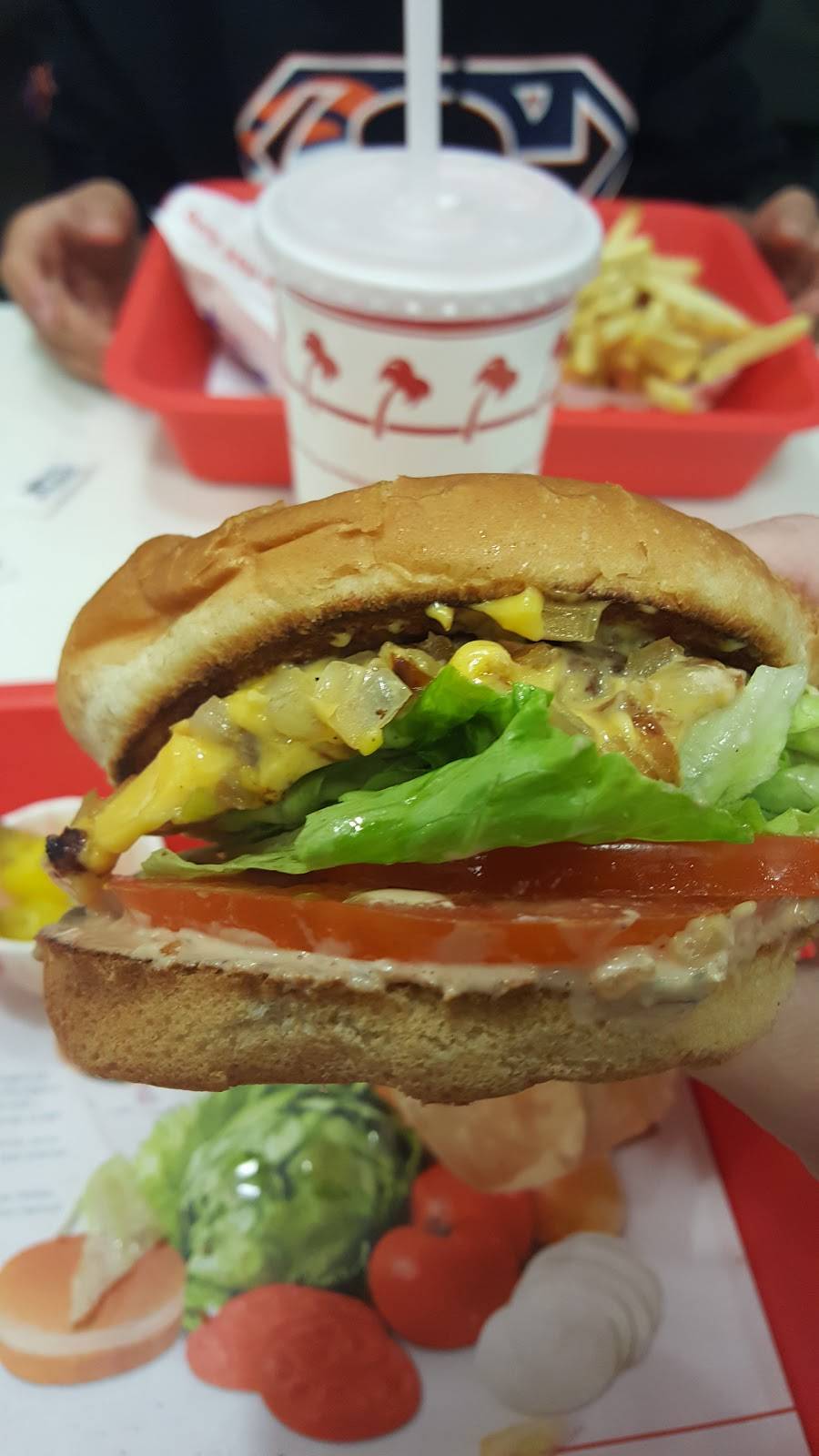 In-N-Out Burger | restaurant | 1810 Hamner Ave, Norco, CA 92860, USA | 8007861000 OR +1 800-786-1000