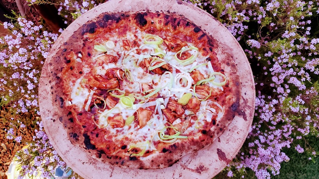 Lukas Pizzeria | restaurant | 2058 Lusitano St, Danville, CA 94506, USA | 4154252109 OR +1 415-425-2109