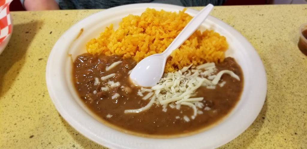 Super Tacos Ochoa | restaurant | 221 SE Baseline St, Hillsboro, OR 97123, USA | 5038447288 OR +1 503-844-7288