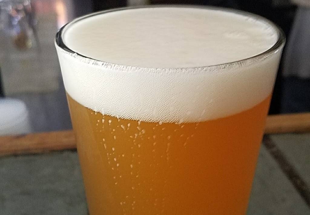 Tinys Pub & Grill | restaurant | 602 N Main St, Columbia, IL 62236, USA | 6182819977 OR +1 618-281-9977