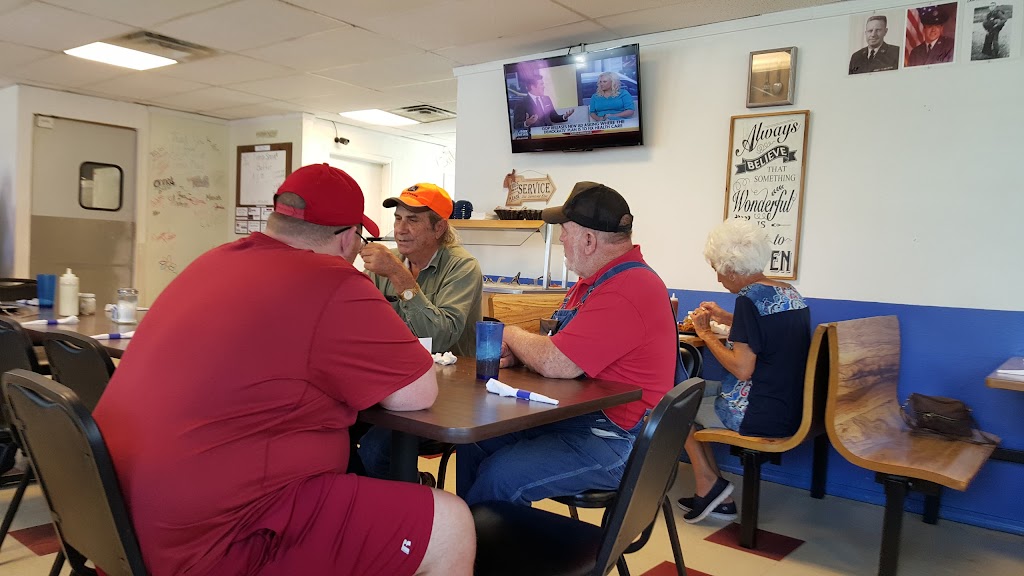 Jims Place but Carol Runs It | restaurant | 290 S Dupree St, Ashdown, AR 71822, USA | 8708987900 OR +1 870-898-7900