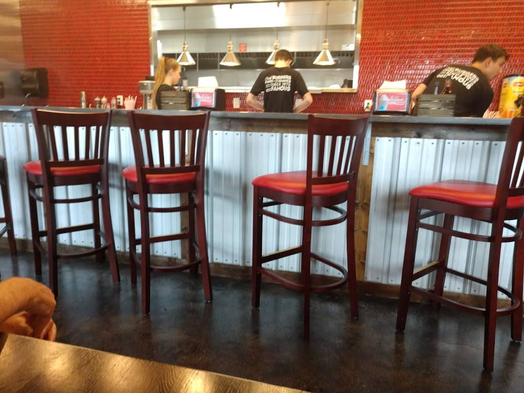 Famous Hamburger | restaurant | 44011 Ford Rd, Canton, MI 48187, USA | 7346671276 OR +1 734-667-1276