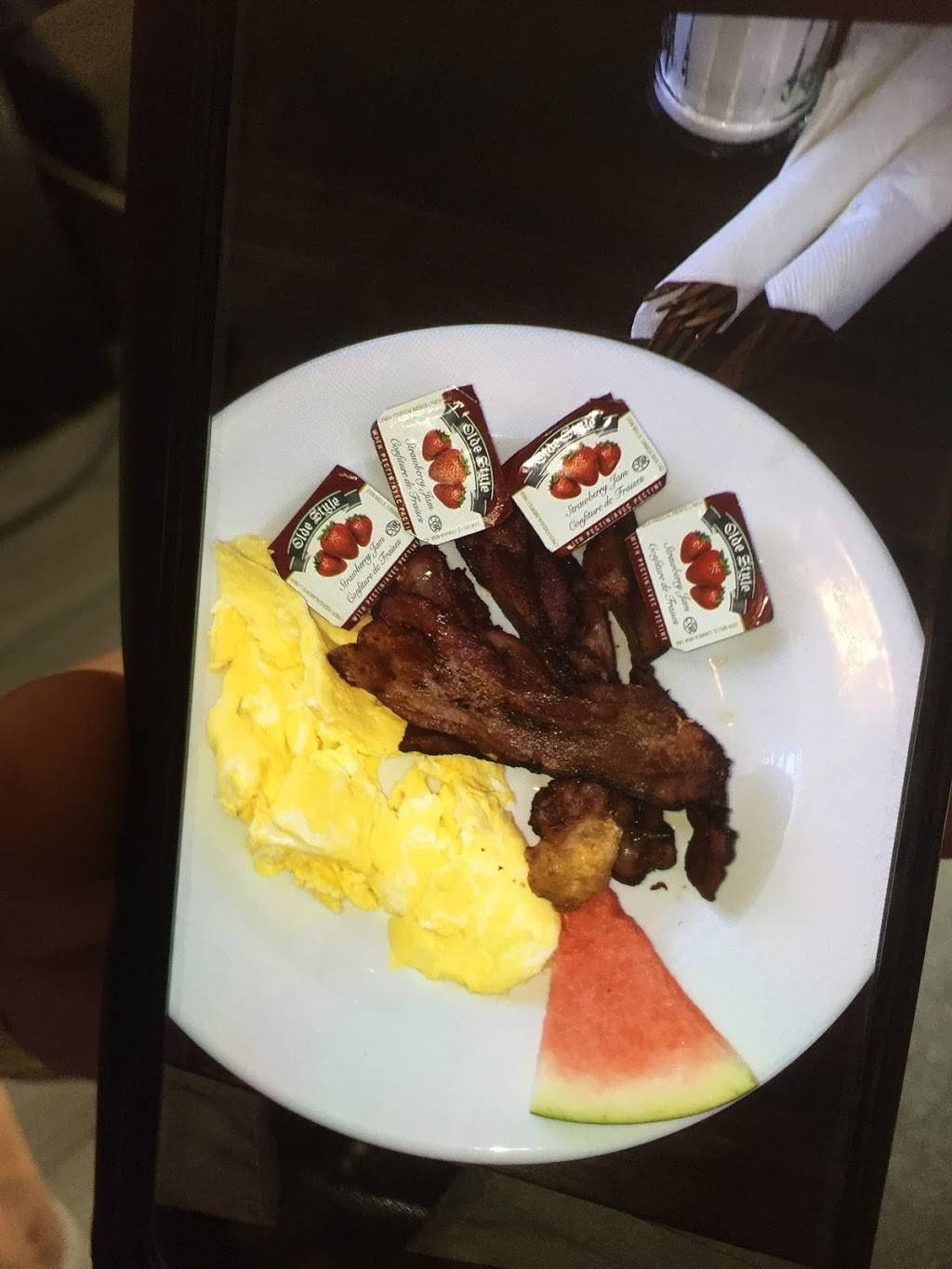 Copperspoons | restaurant | 540 Romaine St, Peterborough, ON K9J 2E2, Canada | 7058767048 OR +1 705-876-7048