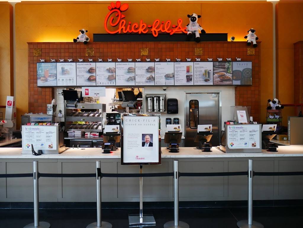 Chick-fil-A | restaurant | 2800 W Big Beaver Rd Ste Y-323, Troy, MI 48084, USA | 2489300135 OR +1 248-930-0135