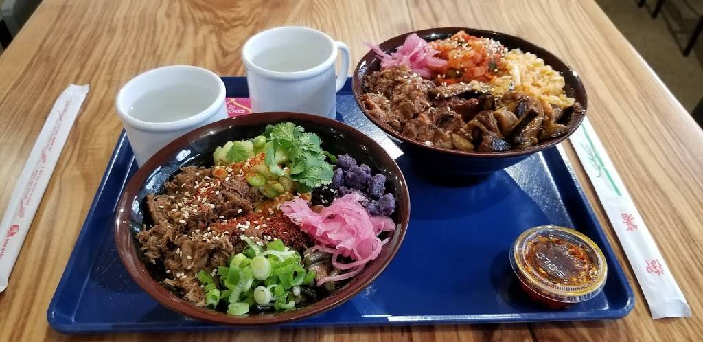 Chow Asian Street Food | restaurant | 208 W Liberty St, Ann Arbor, MI 48104, USA | 7343696942 OR +1 734-369-6942