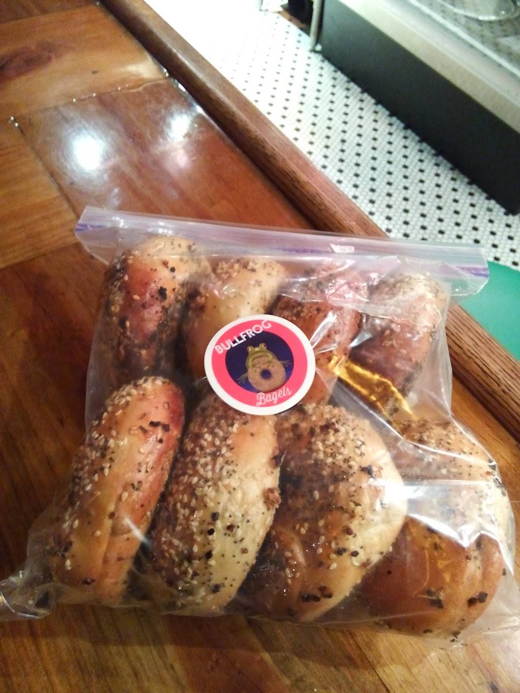 Star & Shamrock Tavern & Deli | meal takeaway | 1341 H St NE, Washington, DC 20002, USA | 2023883833 OR +1 202-388-3833