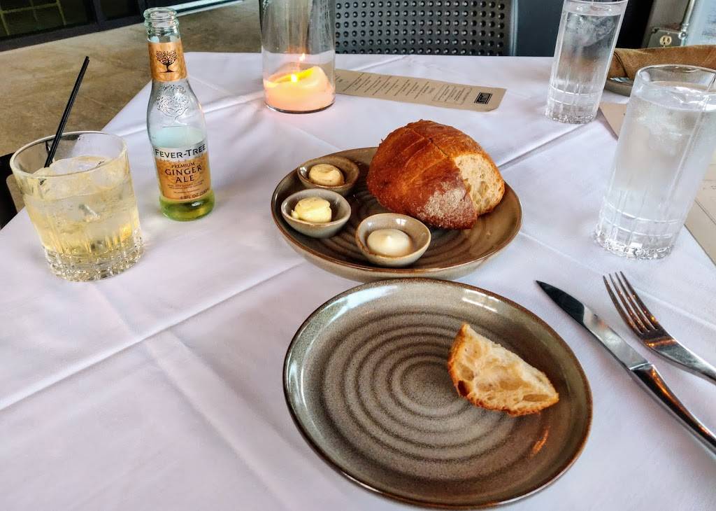 Arnettes Chop Shop | restaurant | 2700 Apple Valley Rd NE, Brookhaven, GA 30319, USA | 4049690701 OR +1 404-969-0701