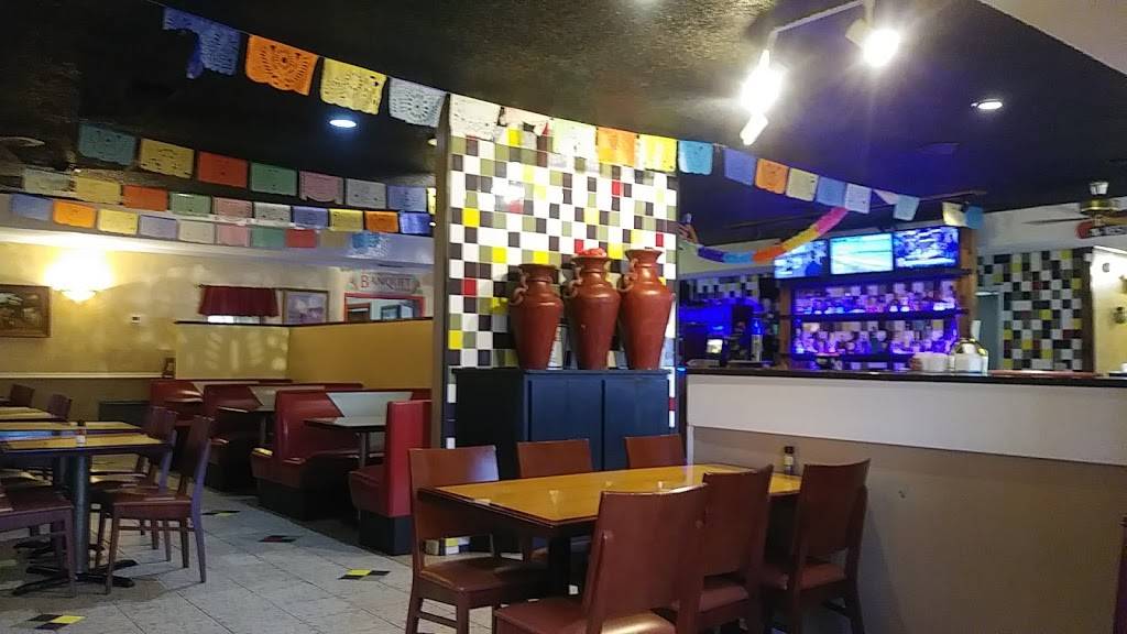 Los Dos Compadres | restaurant | 549 E International Speedway Blvd B, DeLand, FL 32724, USA | 3868734541 OR +1 386-873-4541