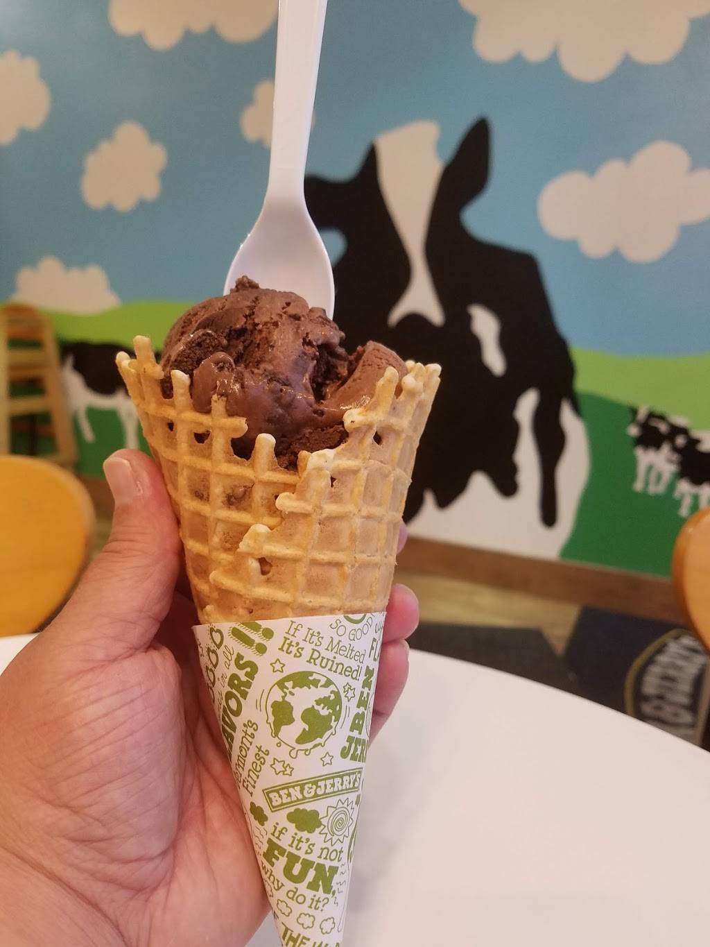 Ben & Jerry’s | bakery | 8204 Emerald Dr Unit 2, Emerald Isle, NC 28594, USA | 2523548448 OR +1 252-354-8448