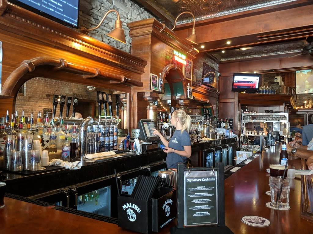 Put-in-Bay Brewery and Distillery | restaurant | 441 Catawba Ave, Put-In-Bay, OH 43456, USA | 4192854677 OR +1 419-285-4677