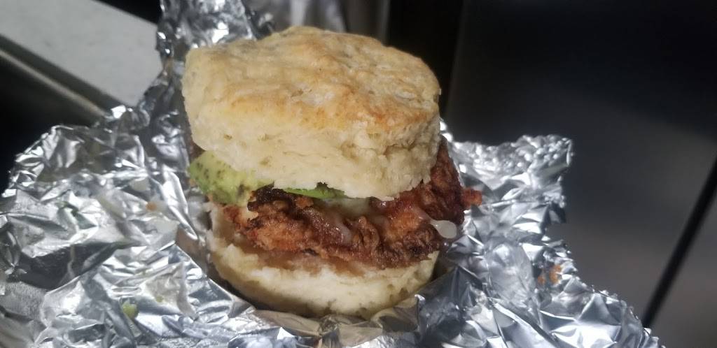 Biscuit Shed | restaurant | 959 Putney Rd, Brattleboro, VT 05301, USA | 8026837692 OR +1 802-683-7692