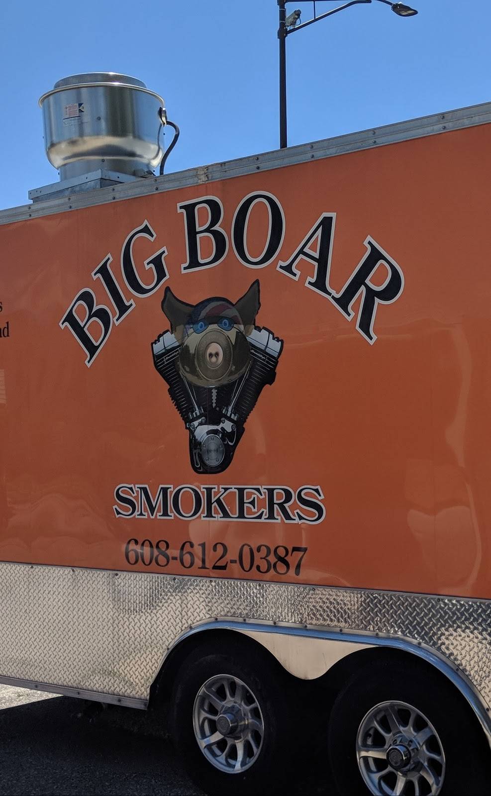 Big Boar BBQ George Street | restaurant | 1600 George St, La Crosse, WI 54603, USA | 6087901877 OR +1 608-790-1877