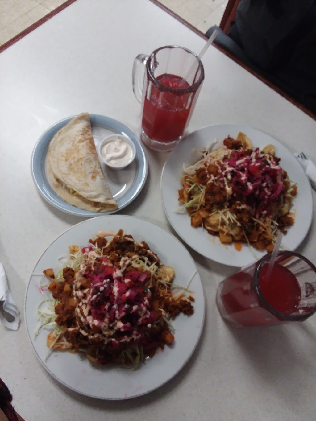 Sabor Catracho | restaurant | 6832-A, Midlothian Tpke, Richmond, VA 23225, USA | 8042763200 OR +1 804-276-3200