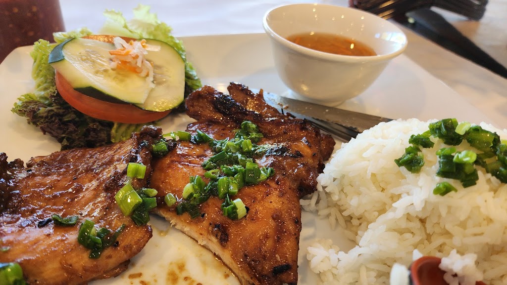 Pho Queen | restaurant | 1807 Santa Rita Rd ste f, Pleasanton, CA 94566, USA | 9254250025 OR +1 925-425-0025