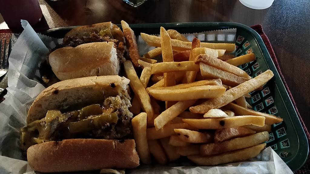 Brandons Pub + Grille | restaurant | 559 Main St, Fair Haven, NY 13064, USA | 3159476266 OR +1 315-947-6266