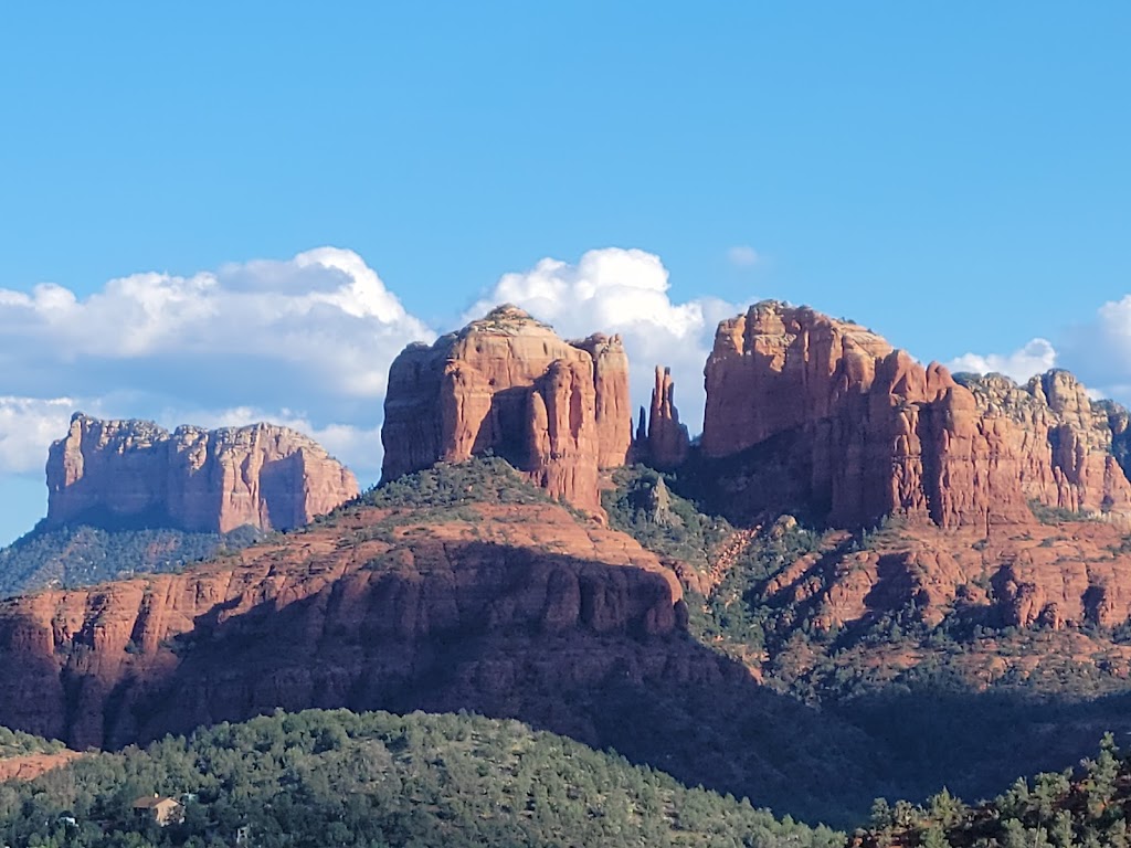 Sound Bites Grill, Sedona AZ | restaurant | 101 N State Rte 89A, Sedona, AZ 86336, USA | 9282822713 OR +1 928-282-2713