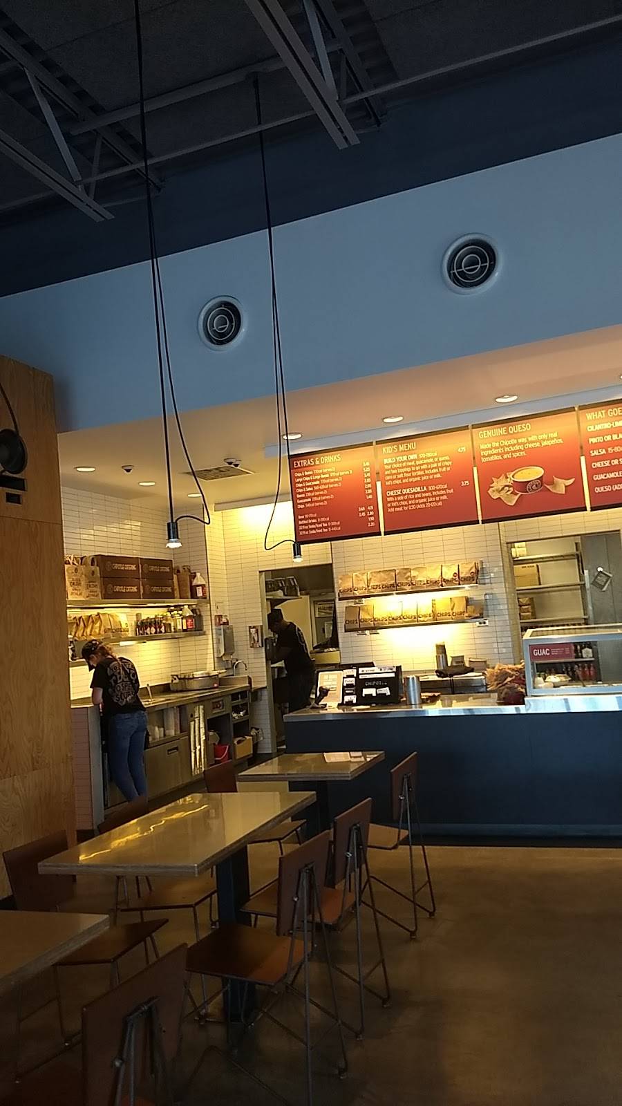 Chipotle Mexican Grill | restaurant | 10010 University Plaza Dr Suite 102, Fort Myers, FL 33913, USA | 2394375719 OR +1 239-437-5719