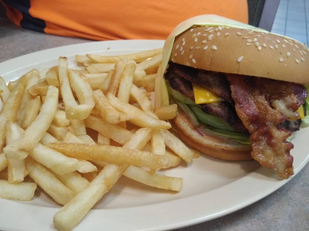 Georges Burgers | restaurant | 17510 E Foothill Blvd, Fontana, CA 92335, USA | 9093553998 OR +1 909-355-3998