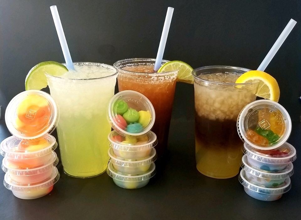 Eskimo Hut - Frozen Daiquiris To-Go | restaurant | 14561 Beechnut St, Houston, TX 77083, USA | 2815619075 OR +1 281-561-9075