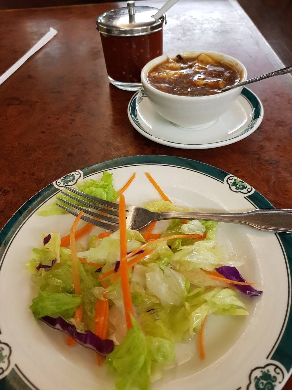 Golden Sky | restaurant | 14429 Victory Blvd, Van Nuys, CA 91401, USA | 8187859888 OR +1 818-785-9888