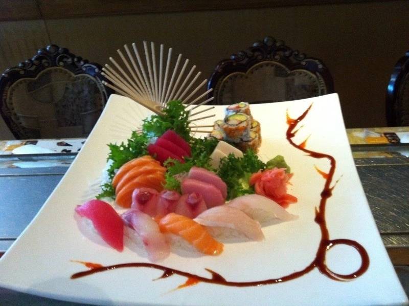 Aki Sushi | restaurant | 303 SE 17th St, Ocala, FL 34471, USA | 3523693388 OR +1 352-369-3388