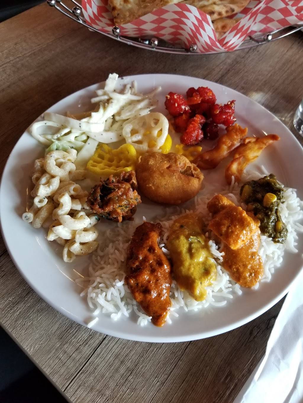 Amaya Buffet | restaurant | 300 Earl Grey Dr A20, Kanata, ON K2T 1C1, Canada | 6136720786 OR +1 613-672-0786