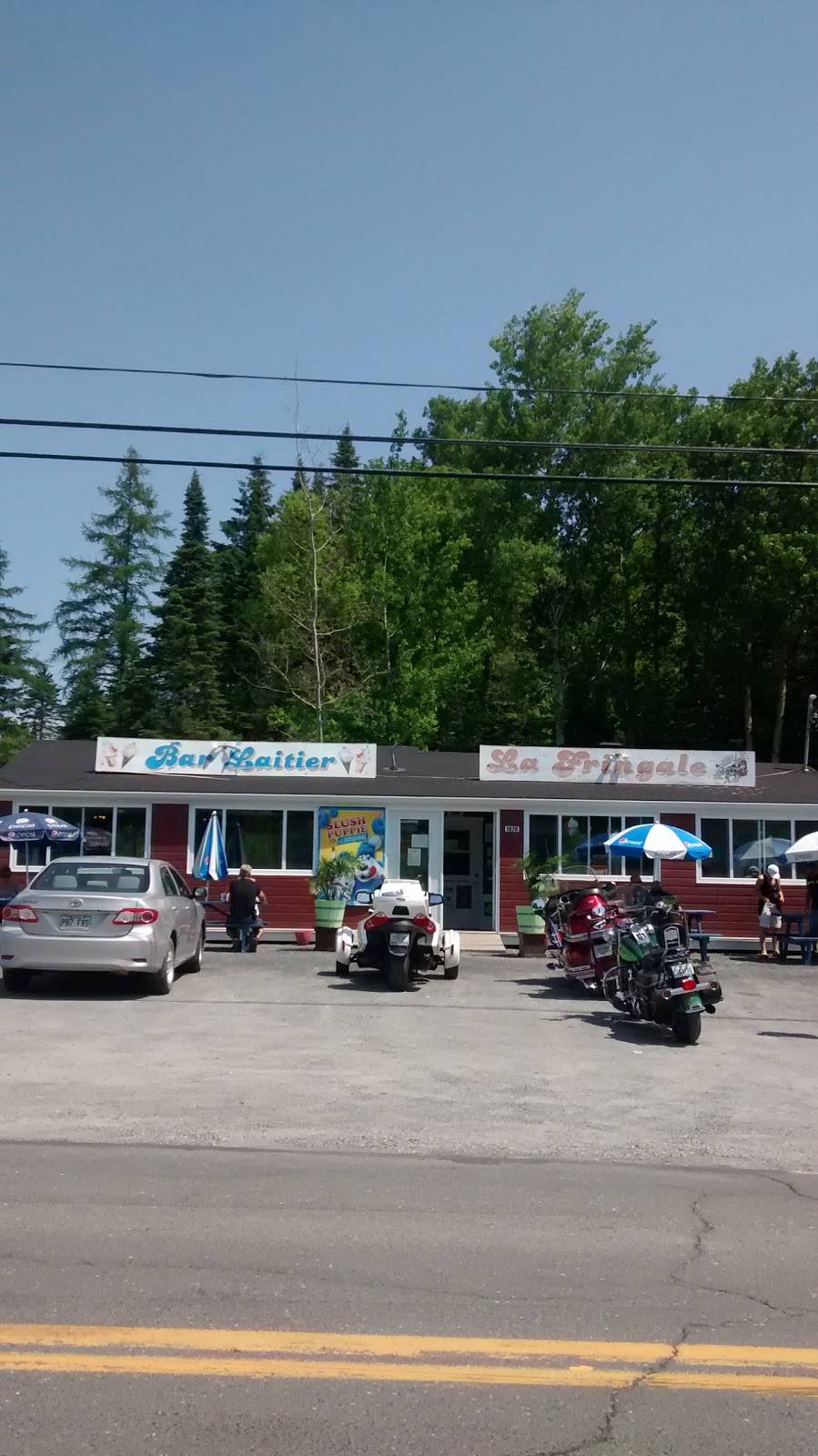La Fringale | restaurant | 1320 QC-277, Lac-Etchemin, QC G0R 1S0, Canada | 4186255128 OR +1 418-625-5128