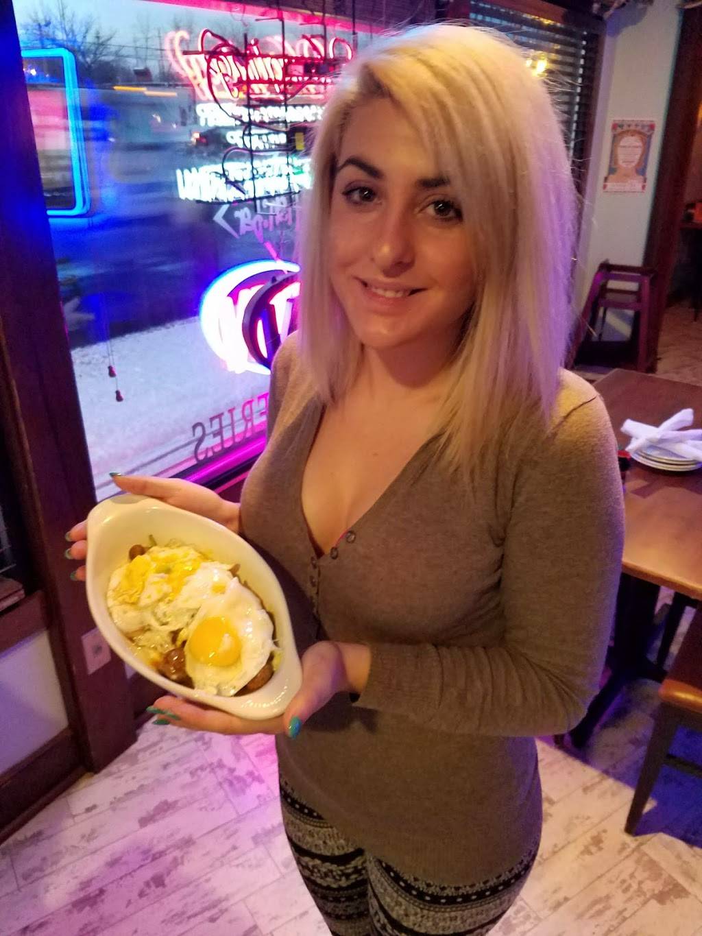 Painesville Biscuit & Sausage Co. | restaurant | 11 Chester St, Painesville, OH 44077, USA | 4405519155 OR +1 440-551-9155