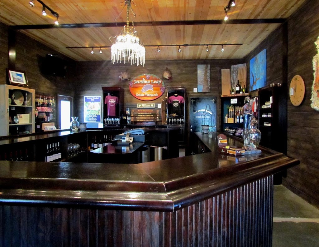 Javelina Leap Vineyard, Winery & Bistro | restaurant | 1565 N Page Springs Rd, Cornville, AZ 86325, USA | 9286492681 OR +1 928-649-2681