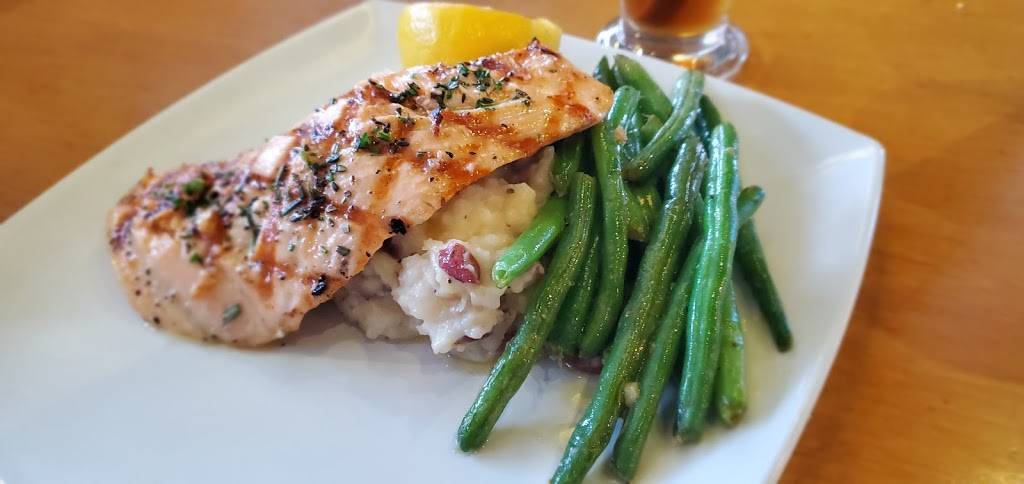 The Fish Peddler Restaurant | restaurant | 1199 Dock St, Tacoma, WA 98402, USA | 2536272158 OR +1 253-627-2158