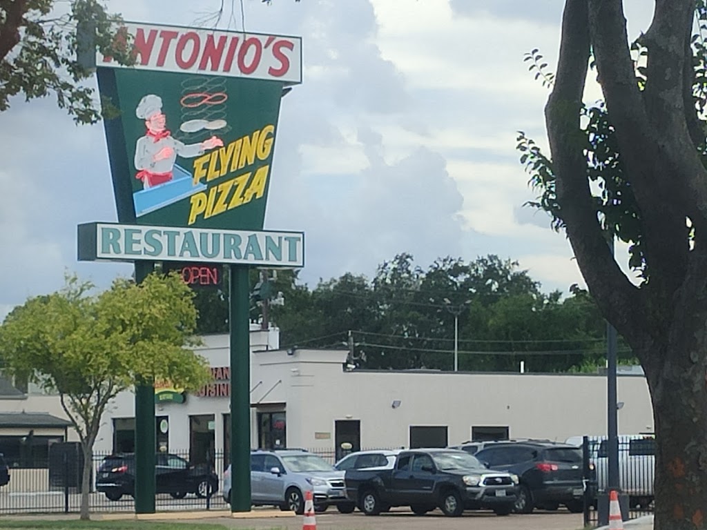 Antonio’s Flying Pizza | restaurant | 2920 Hillcroft Ave, Houston, TX 77057, USA | 7137836080 OR +1 713-783-6080