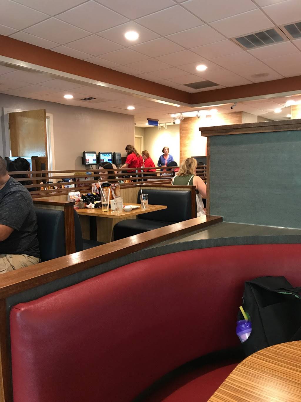 IHOP | restaurant | 933 N Central Expy, Plano, TX 75075, USA | 9724227770 OR +1 972-422-7770