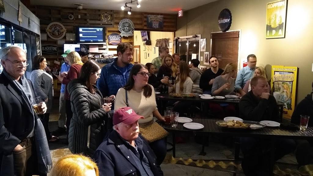 The Beer Run | restaurant | 1839 Netherland Inn Rd, Kingsport, TN 37660, USA | 4239671424 OR +1 423-967-1424