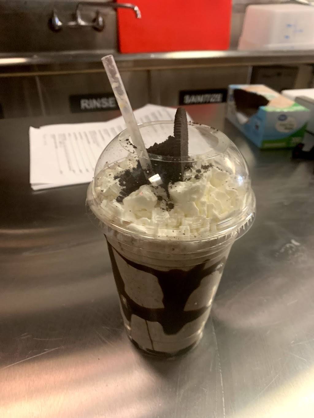 MANTIS CAFE | restaurant | 2210 NE 123rd St, North Miami, FL 33181, USA | 7865804380 OR +1 786-580-4380