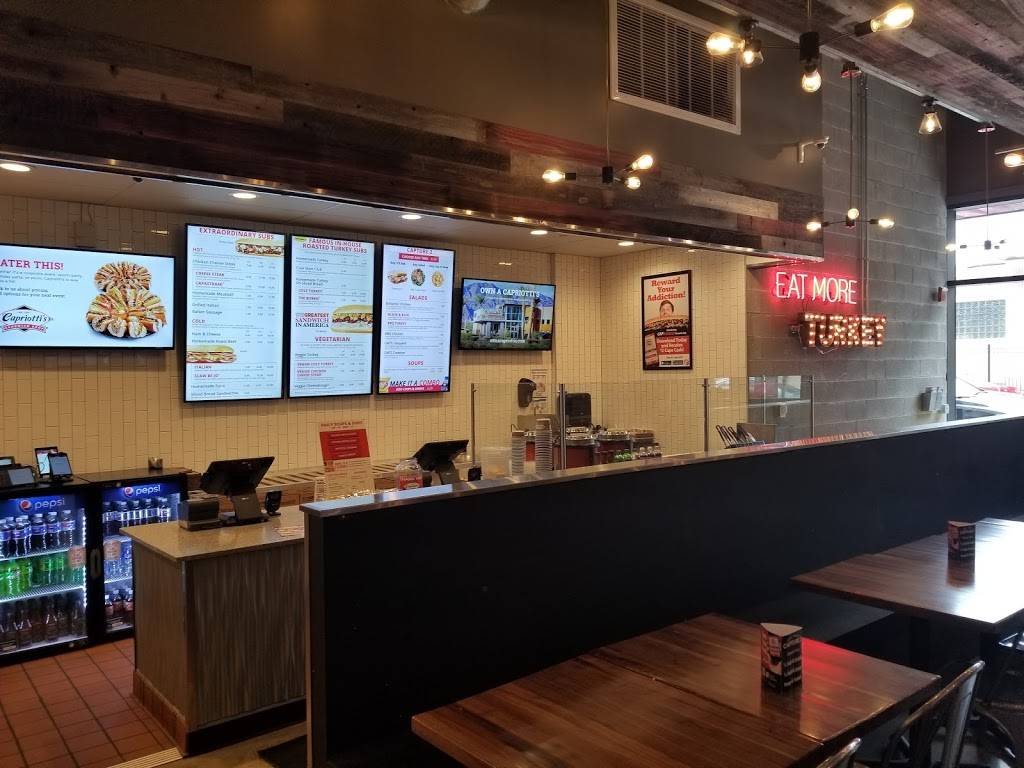 Capriottis Sandwich Shop | restaurant | 171 N Aberdeen St, Chicago, IL 60607, USA | 3129880670 OR +1 312-988-0670