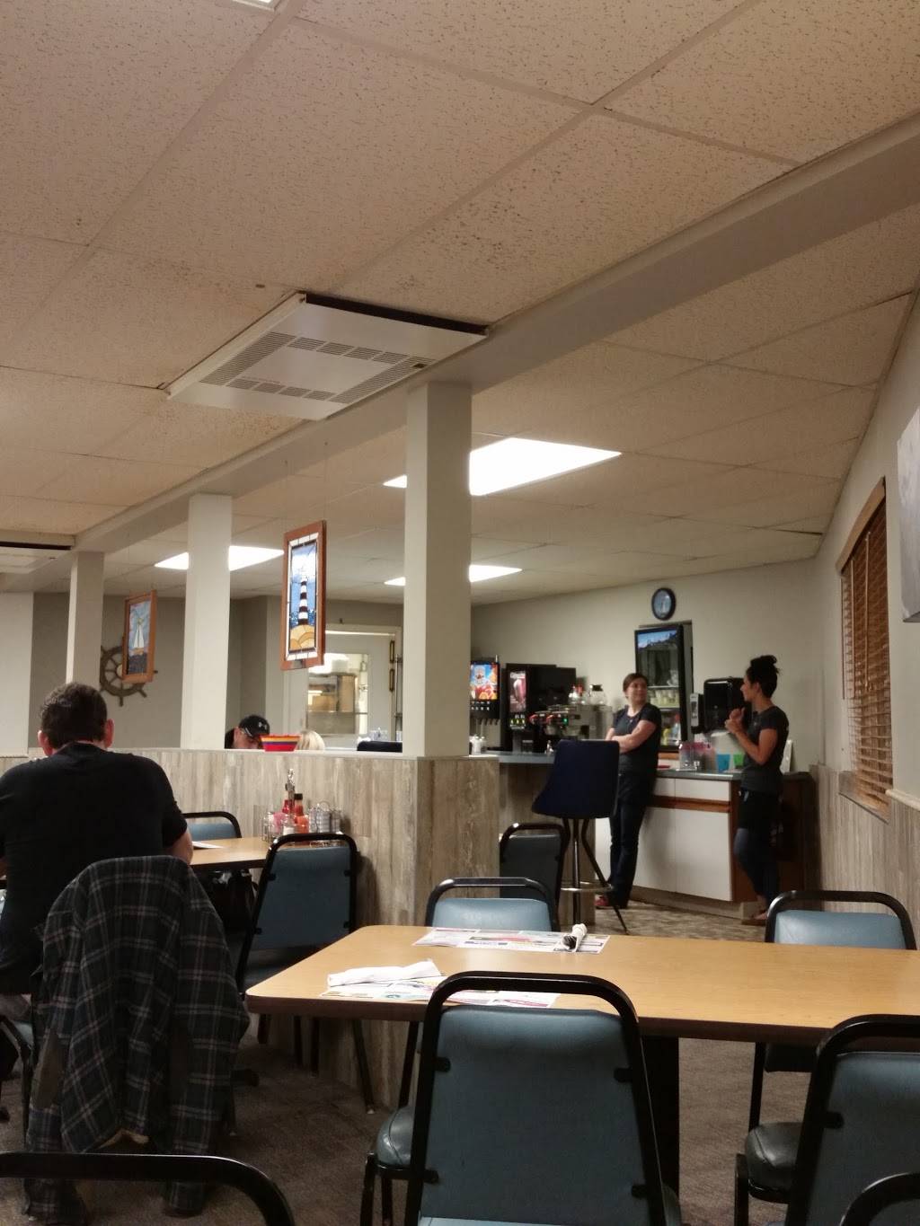 Overboard Inn | restaurant | 6027 Main St, Twin Lake, MI 49457, USA | 2318286367 OR +1 231-828-6367