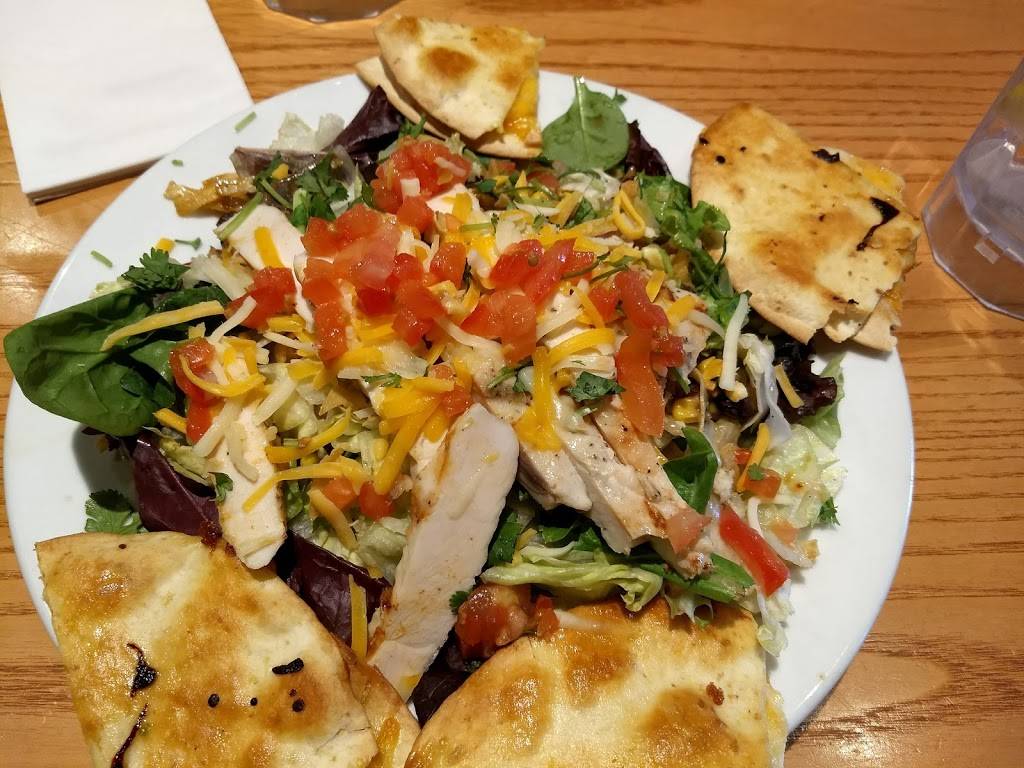 Chilis Grill & Bar | meal takeaway | 6648 E McKellips Rd, Mesa, AZ 85215, USA | 4803257582 OR +1 480-325-7582