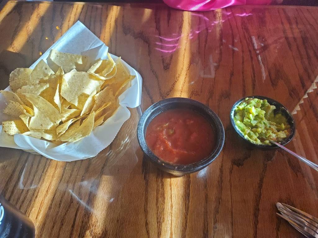 El Portal Mexican Grill | restaurant | 7840 Wicker Ave, St John, IN 46373, USA | 2196273107 OR +1 219-627-3107