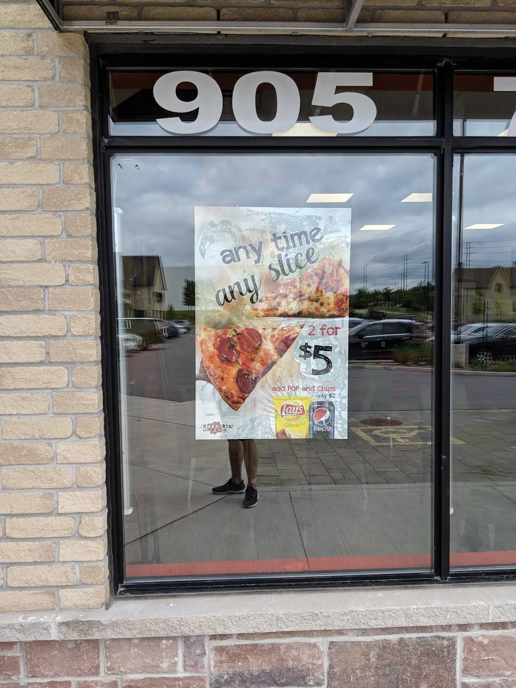 Pizza Pros | restaurant | 2275 Britannia Rd W, Mississauga, ON L5M 2G6, Canada | 9057441000 OR +1 905-744-1000