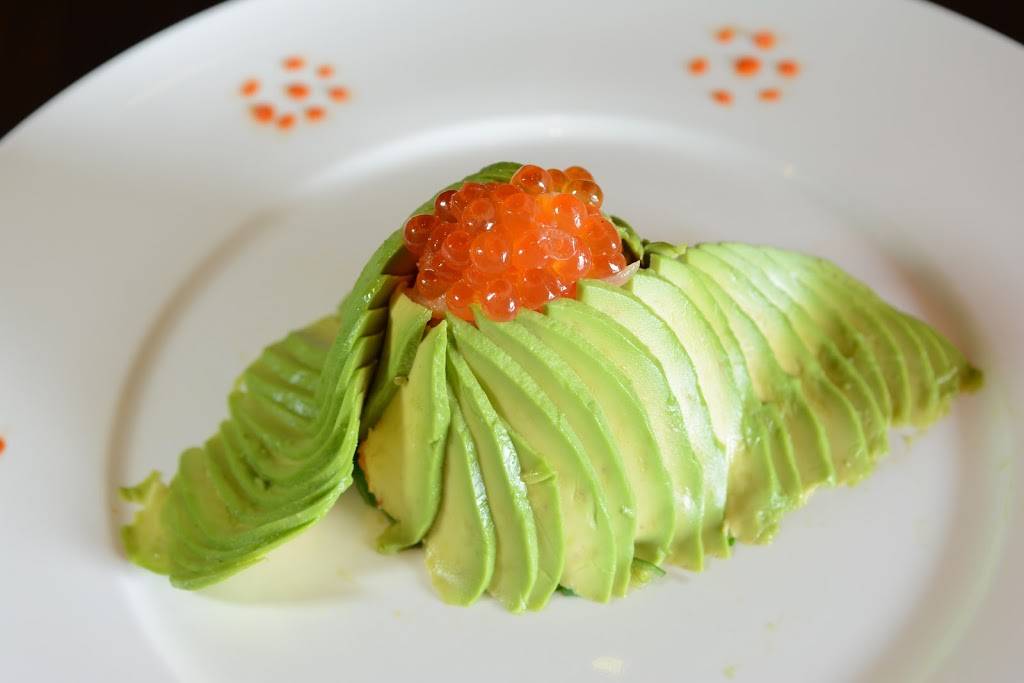 Taka Asian Fusion | restaurant | 2140 Merrick Ave, Merrick, NY 11566, USA | 5162238212 OR +1 516-223-8212