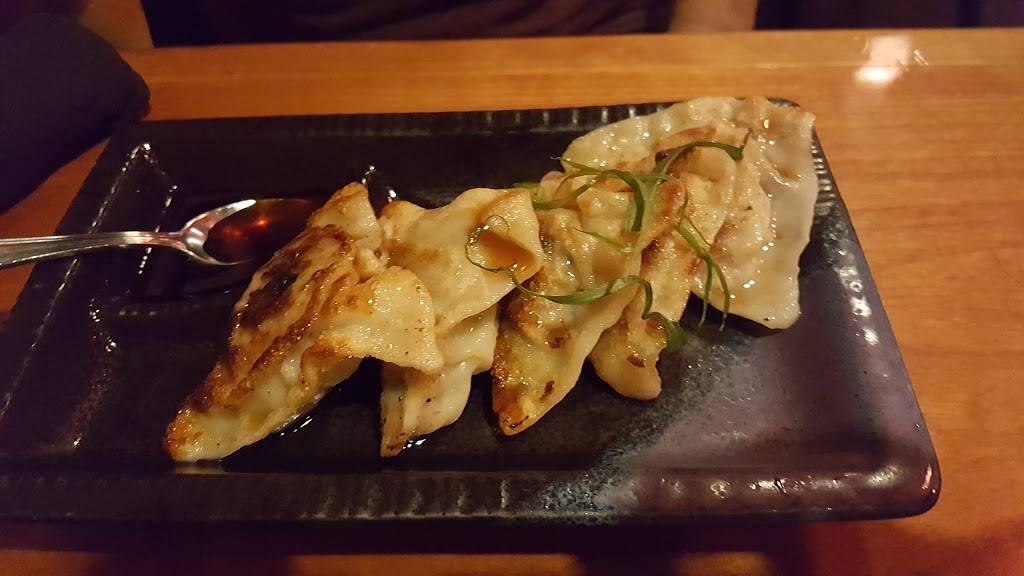 Batik Asian Cuisine & Dumpling Bar | restaurant | 200 Main St, Gaithersburg, MD 20878, USA | 3018698661 OR +1 301-869-8661