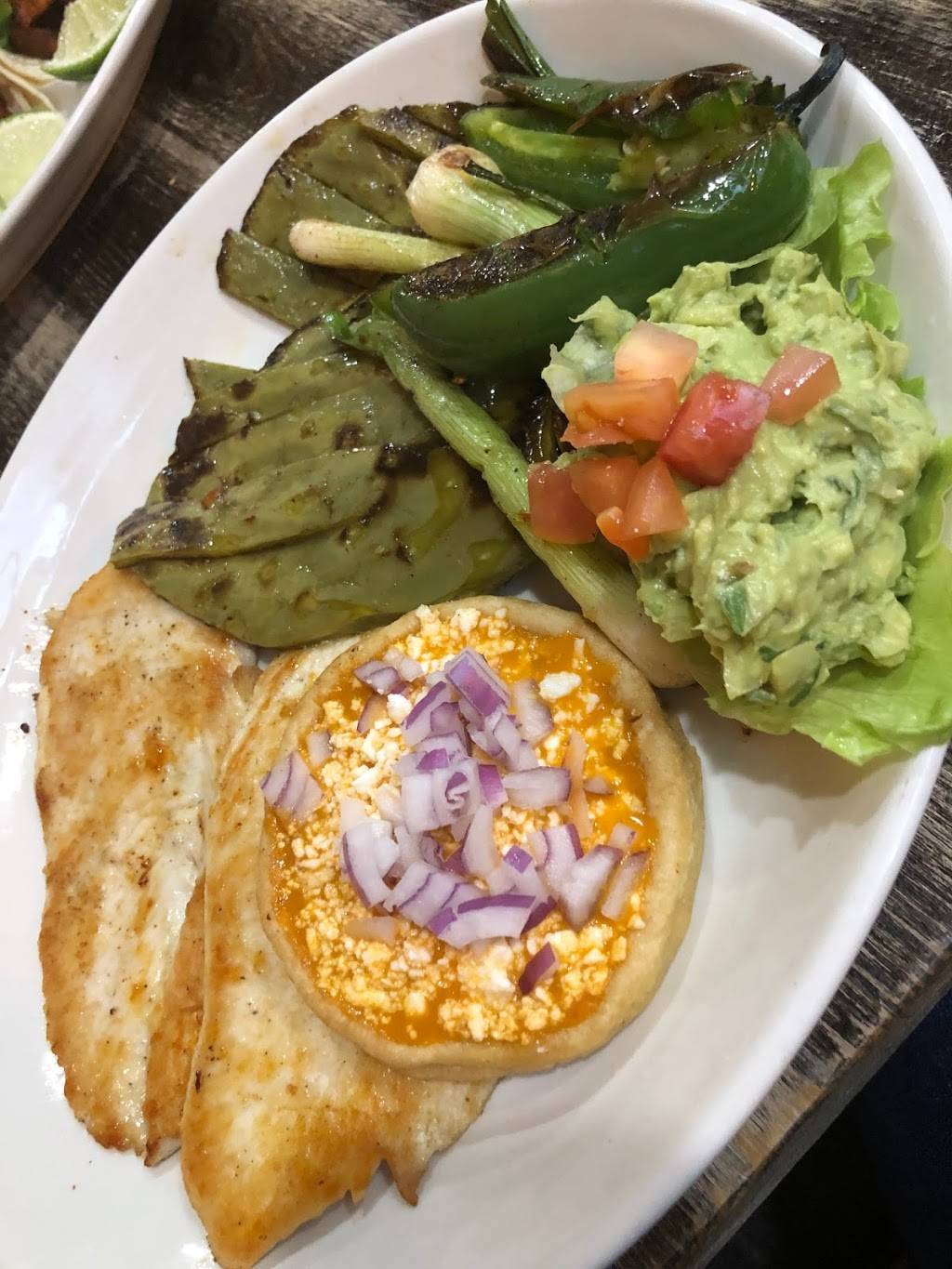 Estrellita Poblana Taqueria Express | restaurant | 5975 Broadway, Bronx, NY 10471, USA | 3478998461 OR +1 347-899-8461