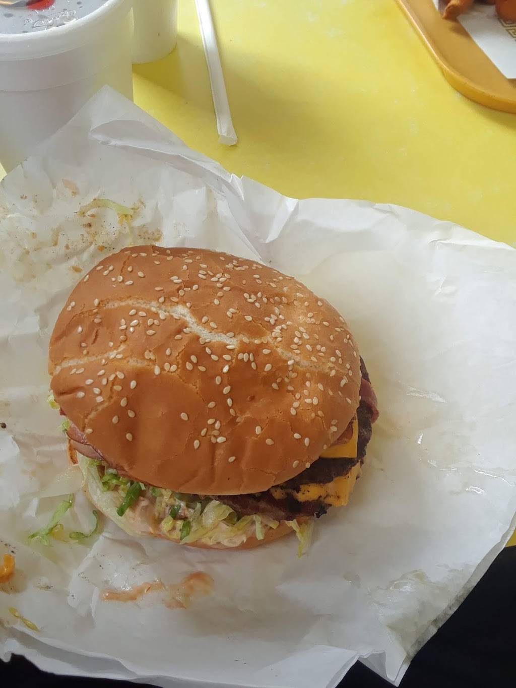 Sunnymead Burgers | restaurant | 23670 Sunnymead Boulevard, Moreno Valley, CA 92553, USA | 9512420561 OR +1 951-242-0561