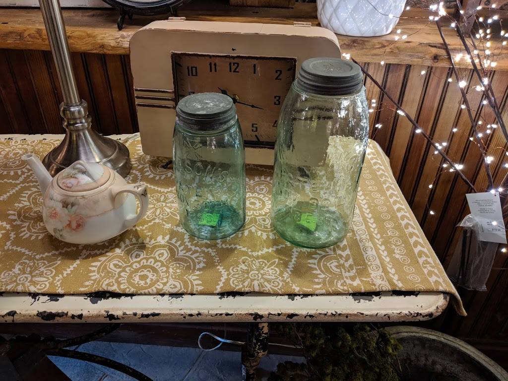 Tricias Treasures & Bistro | cafe | 109 N Lake Ave, Crandon, WI 54520, USA | 7154781161 OR +1 715-478-1161