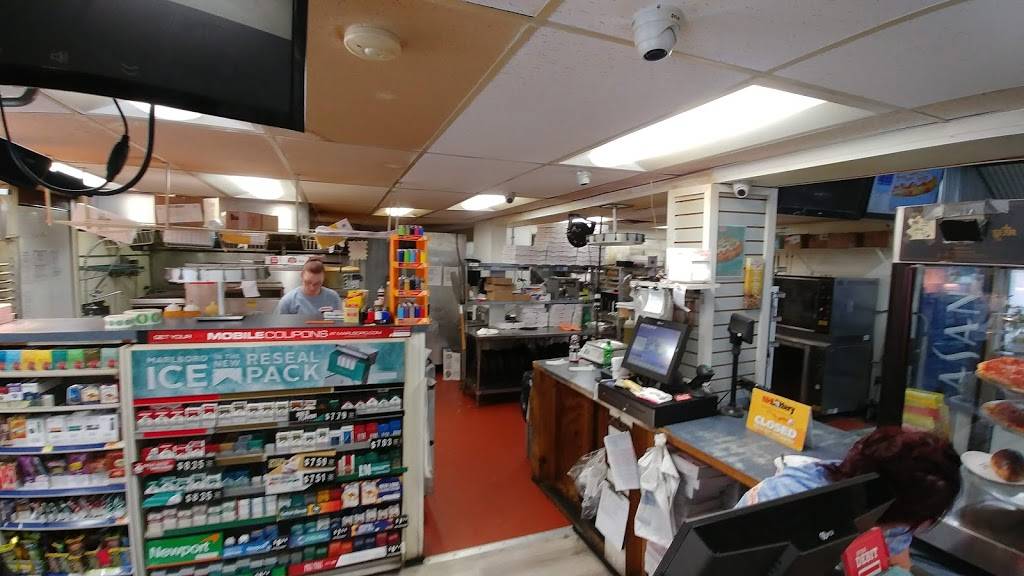 Chesleys Pizza | restaurant | 2122 US-3, Campton, NH 03223, USA | 6037267033 OR +1 603-726-7033